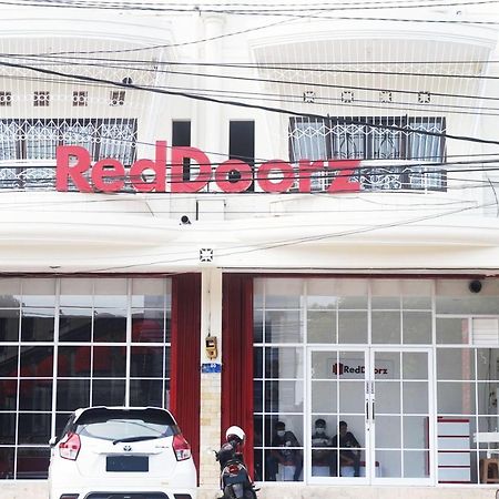 Reddoorz @ Jalan Tanjung Blitar Otel Dış mekan fotoğraf