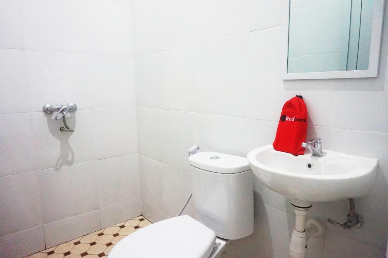 Reddoorz @ Jalan Tanjung Blitar Otel Dış mekan fotoğraf